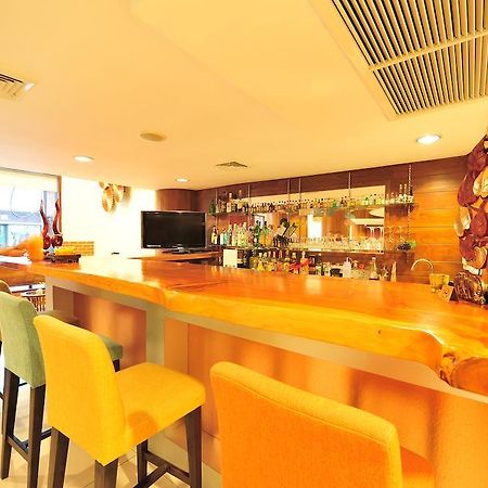 Lullaby Inn Silom Bangkok Zewnętrze zdjęcie