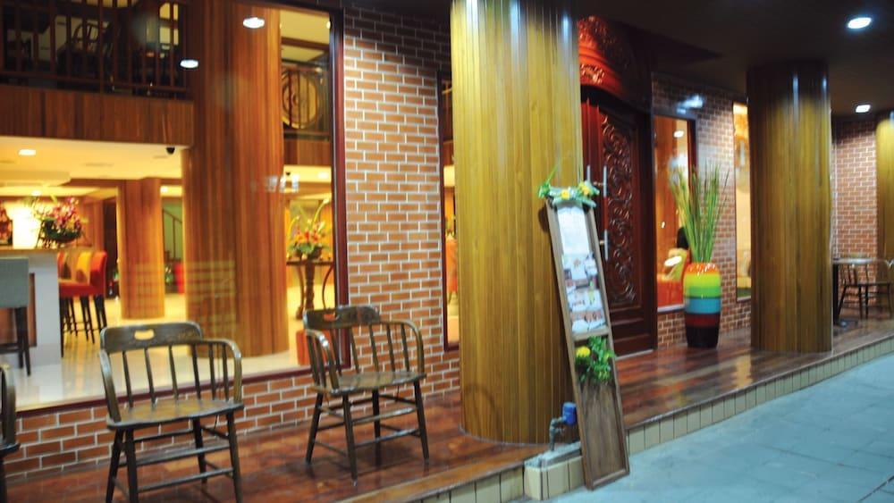 Lullaby Inn Silom Bangkok Zewnętrze zdjęcie