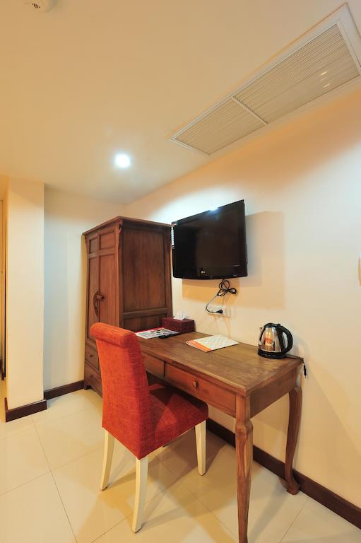 Lullaby Inn Silom Bangkok Zewnętrze zdjęcie